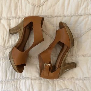Sofft Leather Heels